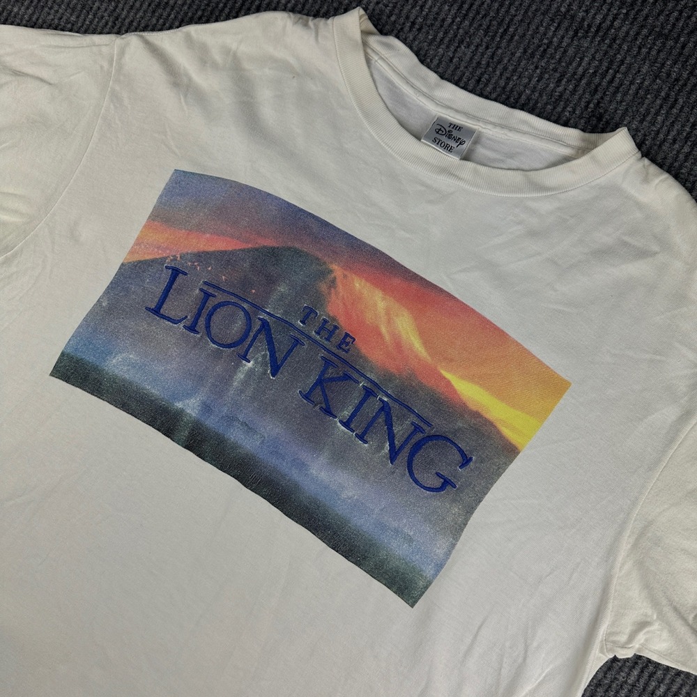 Vintage Disney Store The Lion King Graphic T-Shirt Mens XL White Pride‎ Rock 90s
